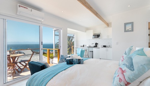 Panoramic Studio Suite, Sea View, Sea Facing