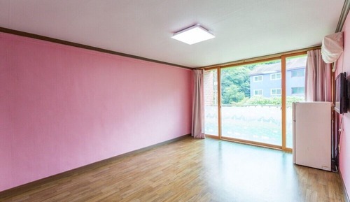 Room (Rent Entire House)