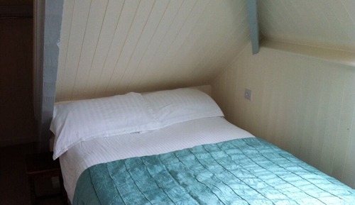 Superior Single Room, Ensuite, Sea View (Top Floor)