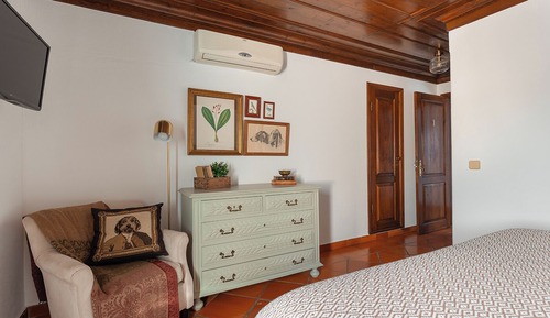 Classic Double Room (1)