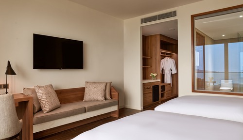 Superior Twin Room, 2 Twin Beds, Balcony, Garden View