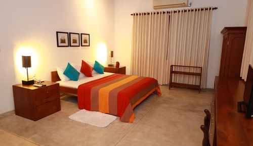Deluxe Double or Twin Room, 1 Queen Bed, Courtyard View