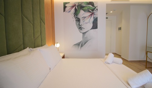 Deluxe Double Room, Sea View, Beachside