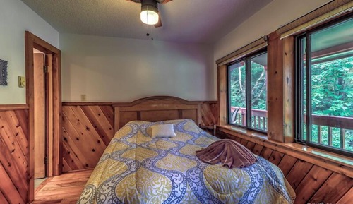 Garden Cottage (Pet Friendly)