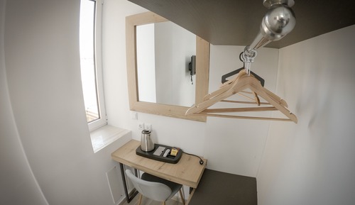 Economy Double Room, 1 Queen Bed
