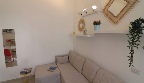 House, 1 Bedroom, Terrace, City View