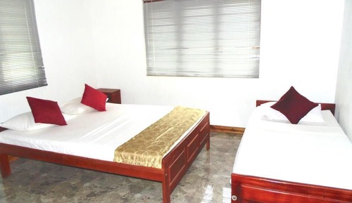 Triple Room with Private Bathroom