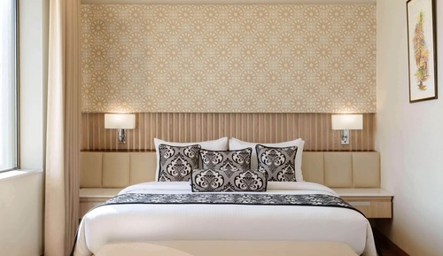 Deluxe Room, 1 King Bed, Non Smoking
