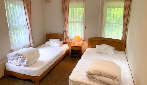 Classic Triple Room, Shared Bathroom