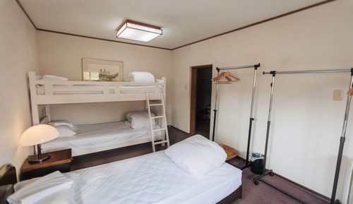 Standard Quadruple Room, Shared Bathroom