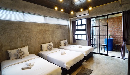 Triple Room