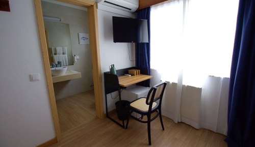 Economy Double or Twin Room