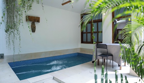 Couple Villa (with Swimming Pool)