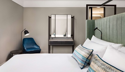Premium Suite, 1 King Bed (King Premium Suite, Lounge Access)