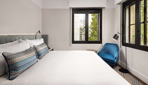Junior Suite, 1 King Bed (King Junior Suite, Lounge Access)