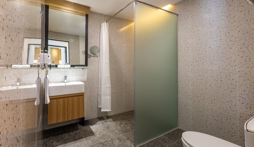 Junior Suite, 1 Double Bed, Smoking, Jetted Tub
