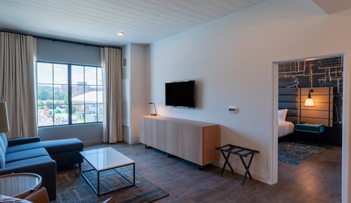 Suite, 1 King Bed