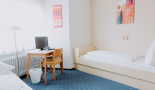 Economy Twin Room