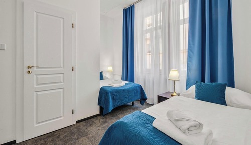 Family Room, 2 Bedrooms