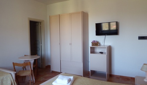 Basic Triple Room