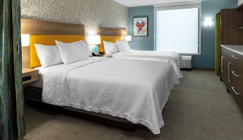 Studio, 2 Queen Beds, Accessible (Hearing)