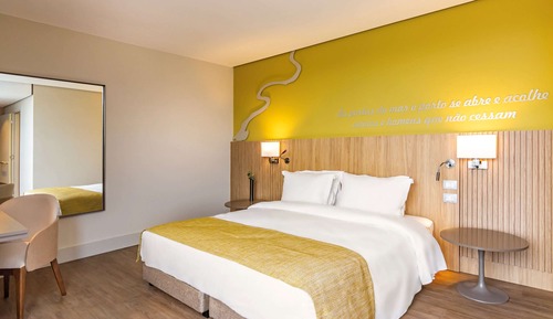 Superior Apartment, 1 Queen Bed, Mobility Accessible