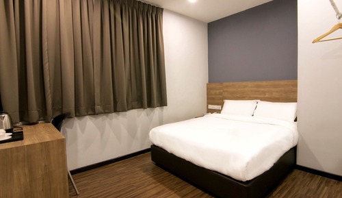 Standard Room, 1 Queen Bed, Non Smoking
