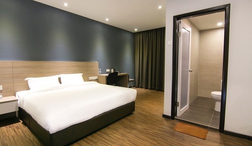 Deluxe Room, 1 King Bed, Non Smoking