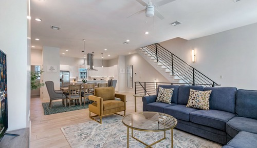 Signature Townhome, 4 Bedrooms, Balcony