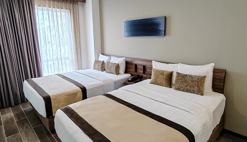 Signature Suite, Multiple Beds, Non Smoking