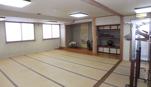 JapaneseRoom(6-10ppl)Shared Bath(Check-in until 18:30/Please provide your arrival time/car),No Smoke