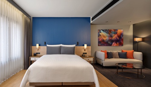 Premium Room, 1 King Bed