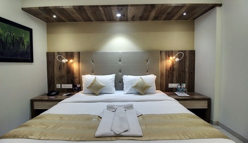 Elegance Room