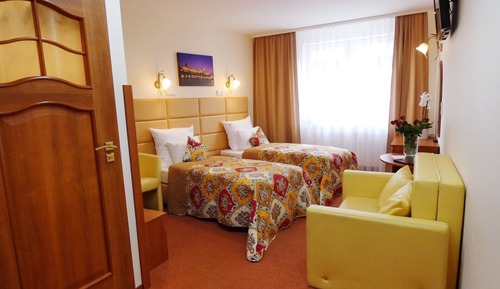 Single Room, Kitchenette