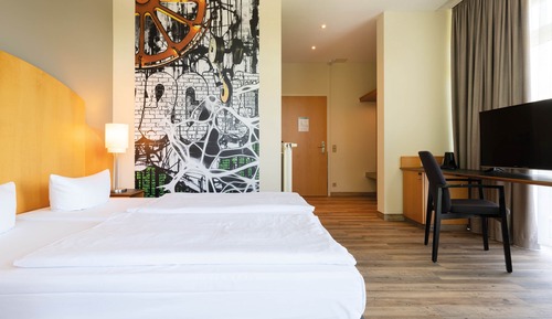 Superior Plus Room