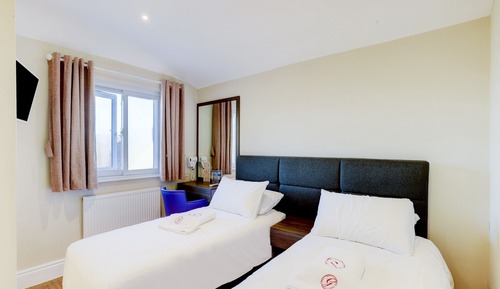 Deluxe Twin Room