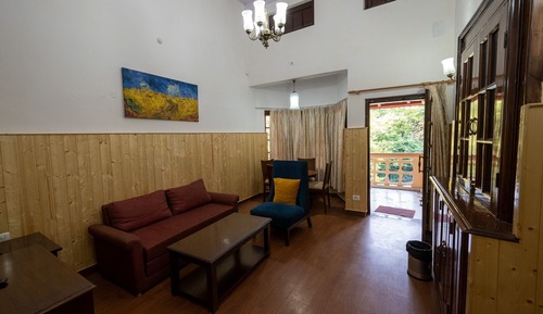 Deodar Suite