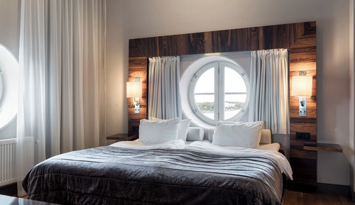 Suite (Spa not included)