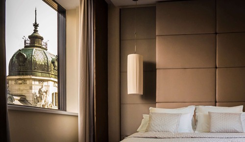 Premium Room, City View