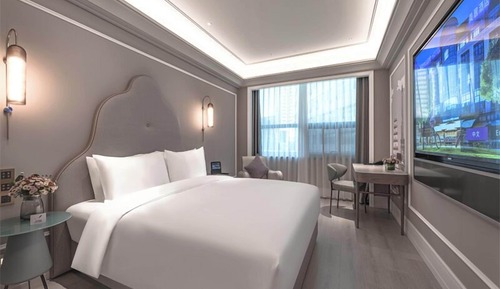 Superior Room, 1 King Bed