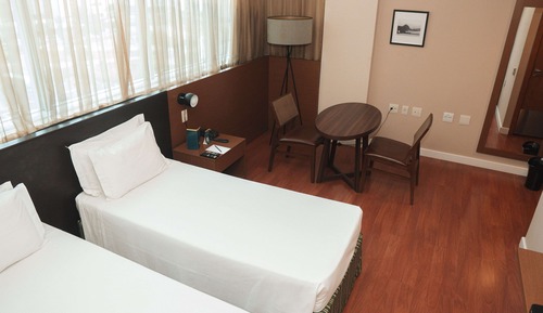 Room, 2 Twin Beds, Sea View
