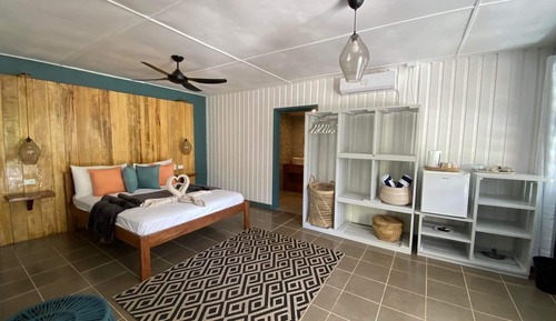 Family Room, Poolside