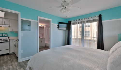 Signature Suite