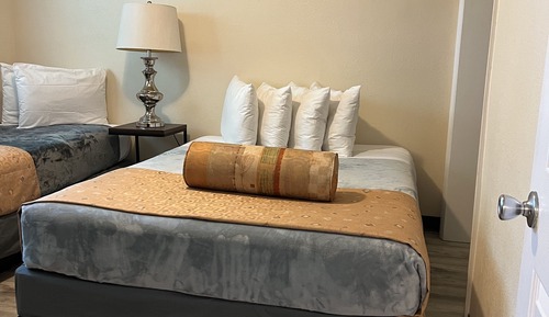 Suite, 1 Bedroom with 2 Beds