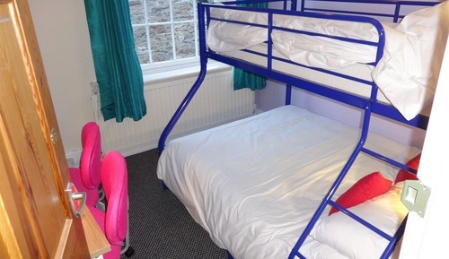 Suite, Ensuite (R1)