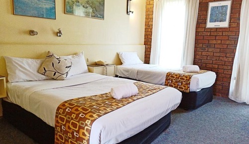 Standard Twin Room