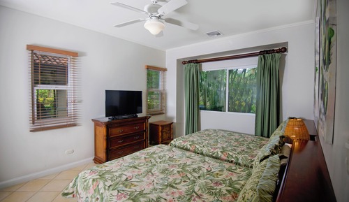 Deluxe Condo, 3 Bedrooms