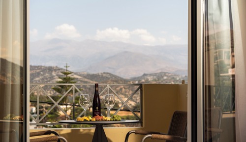Superior Suite | Mountain View & Indoor Hot Tub