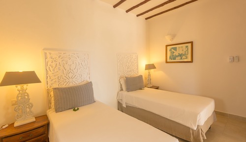 Deluxe Villa, 2 Twin Beds, Non Smoking, Garden View
