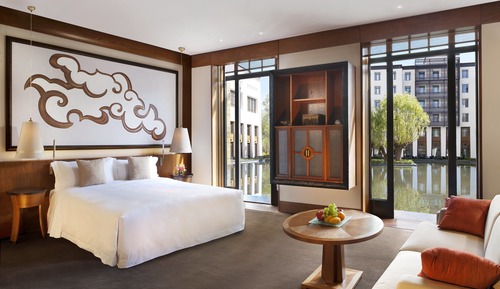 Premium Room, 1 King Bed, Non Smoking